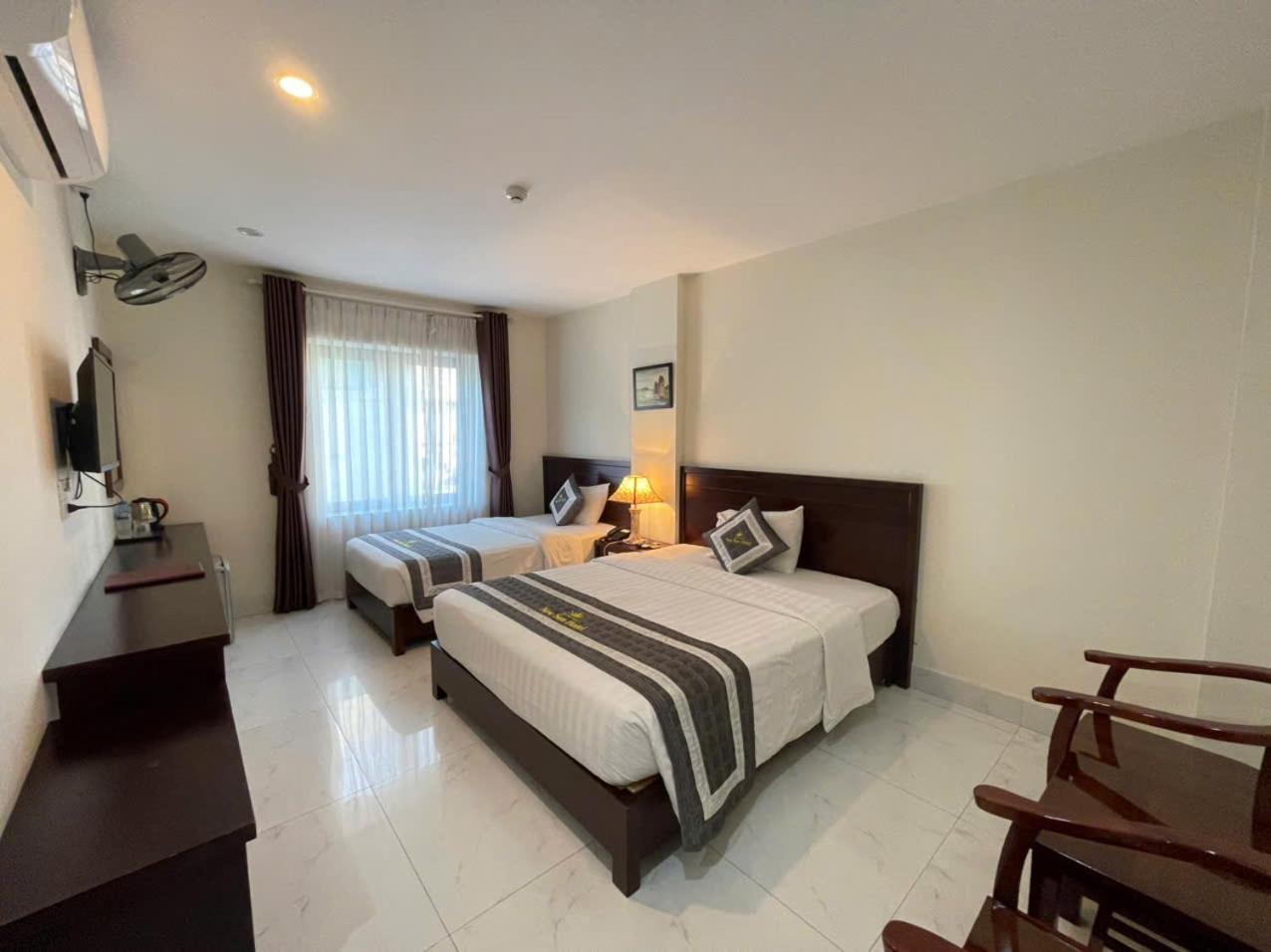 New Sun Hotel Ha Long Pokoj fotografie